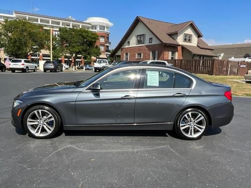 2018 BMW 330 xDrive