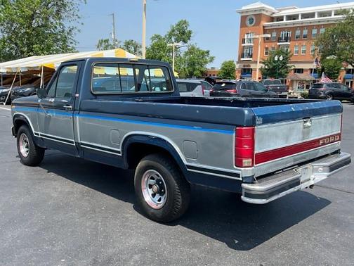 1986 Ford Pickup Truck Base