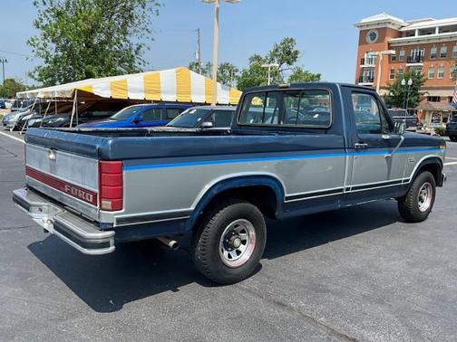 1986 Ford Pickup Truck Base