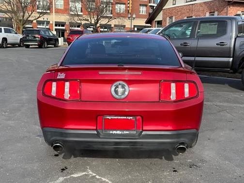 2011 Ford Mustang V6 Premium