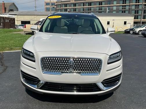 2020 Lincoln Nautilus Reserve