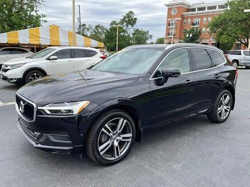 DARK BLUE 2018 Volvo XC60 T5 Momentum