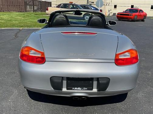 Polar Silver Metallic 2000 Porsche Boxster S
