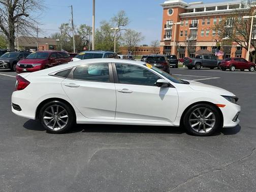 Platinum White Pearl 2019 Honda Civic EX-L