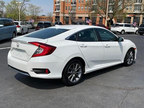 Platinum White Pearl 2019 Honda Civic EX-L