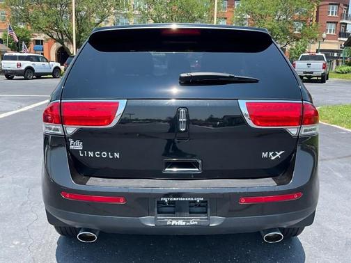 2012 Lincoln MKX Base