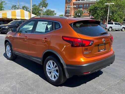 Monarch Orange 2017 Nissan Rogue Sport SV
