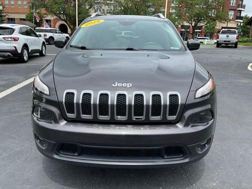 2018 Jeep Cherokee Latitude Plus