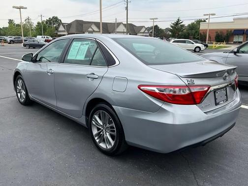 2016 Toyota Camry SE