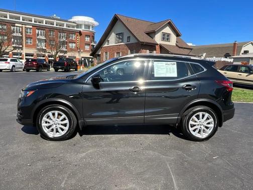 2020 Nissan Rogue Sport SV