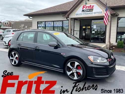 Deep Black Pearl 2016 Volkswagen Golf GTI 2.0T S 4-Door