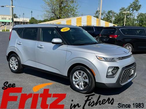 Sparkling Silver 2020 Kia Soul LX