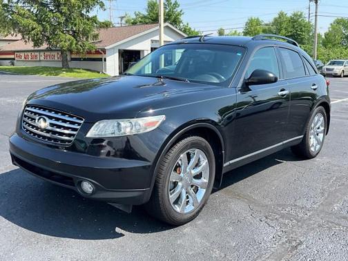2005 INFINITI FX35 Base