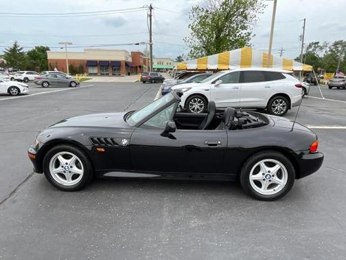 Black 1997 BMW Z3 1.9 Roadster