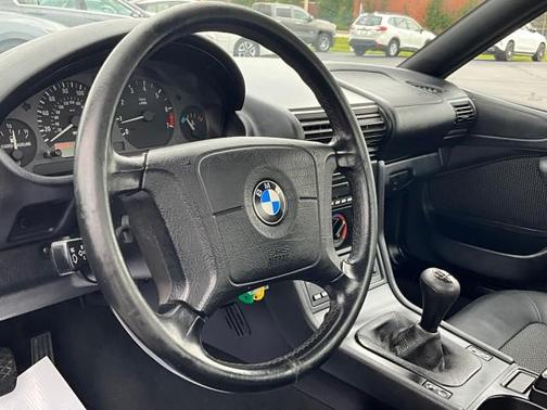 Black 1997 BMW Z3 1.9 Roadster