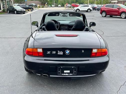 Black 1997 BMW Z3 1.9 Roadster