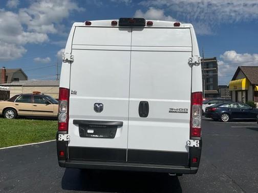 Bright White Clearcoat 2023 RAM ProMaster 3500 High Roof