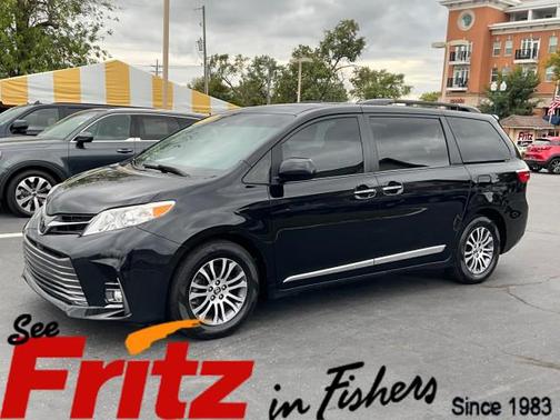 2018 Toyota Sienna XLE