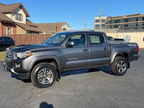 2016 Toyota Tacoma TRD Sport