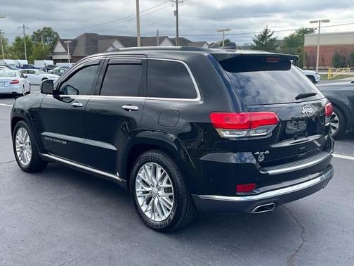 2017 Jeep Grand Cherokee Summit
