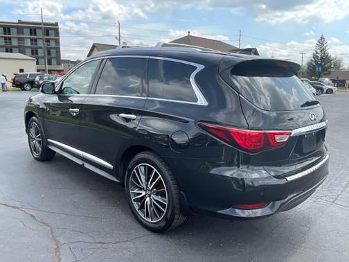2016 INFINITI QX60 Base