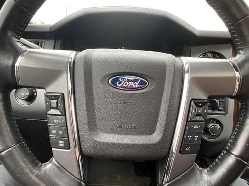 White Platinum Metallic Tri-Coat 2017 Ford Expedition EL Platinum
