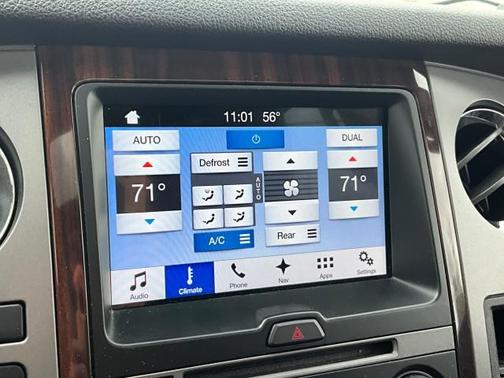 White Platinum Metallic Tri-Coat 2017 Ford Expedition EL Platinum