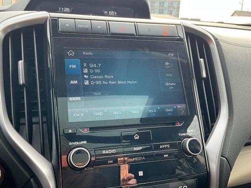 Crystal White Pearl 2020 Subaru Ascent Limited 7-Passenger