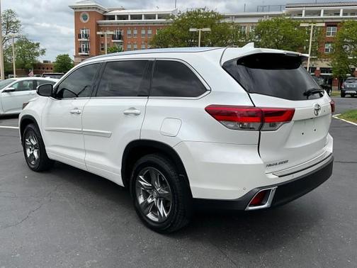 2017 Toyota Highlander Limited