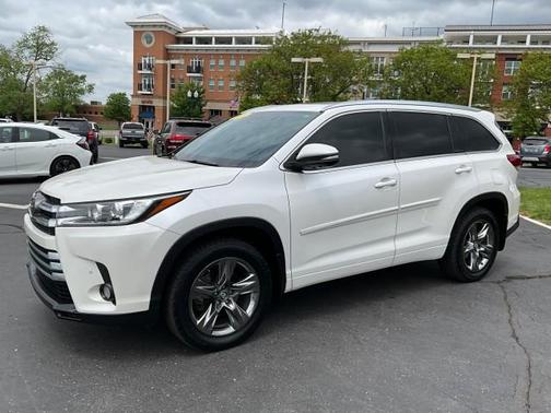 2017 Toyota Highlander Limited