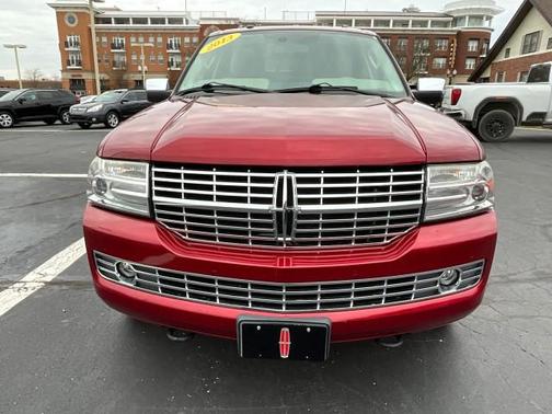 2013 Lincoln Navigator Base