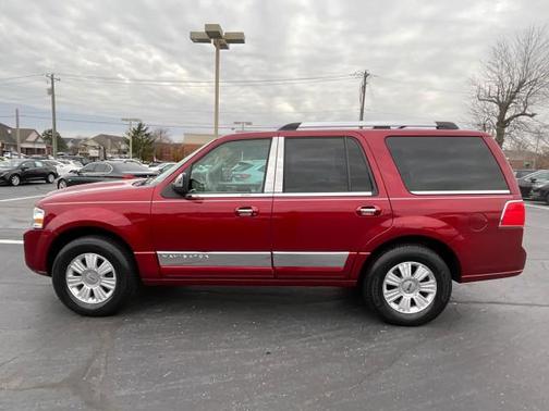 2013 Lincoln Navigator Base