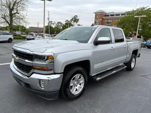 Silver Ice Metallic 2018 Chevrolet Silverado 1500 1LT
