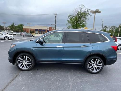 BLUE 2017 Honda Pilot Touring