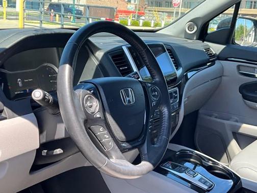 BLUE 2017 Honda Pilot Touring