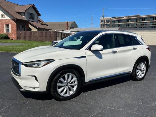WHITE 2019 INFINITI QX50 ESSENTIAL