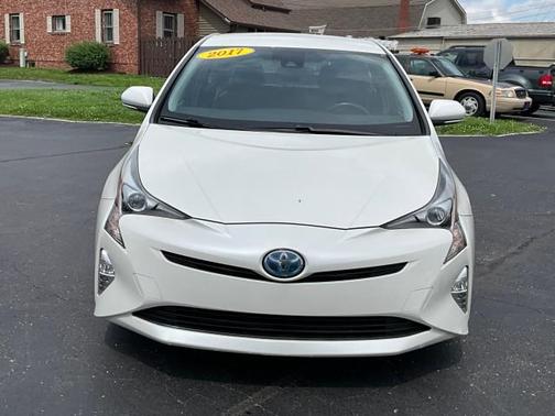 WHITE 2017 Toyota Prius Three Touring
