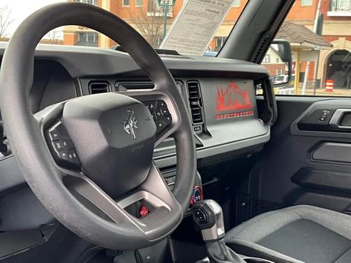 2022 Ford Bronco Base