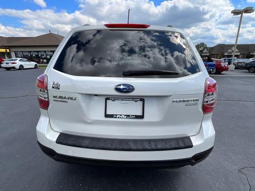 Satin White Pearl 2014 Subaru Forester 2.5i Premium