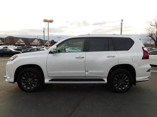 2017 Lexus GX 460 Base