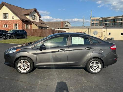 2017 Ford Fiesta SE