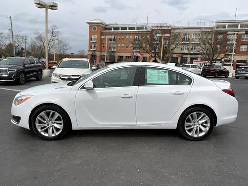 WHITE 2016 Buick Regal Turbo Premium II