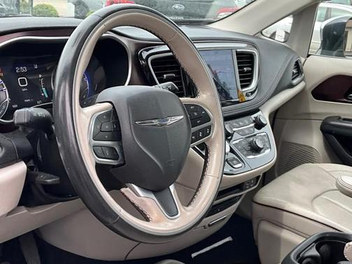 Maximum Steel Metallic Clearcoat 2019 Chrysler Pacifica Limited