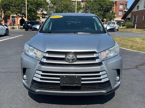 2017 Toyota Highlander LE Plus