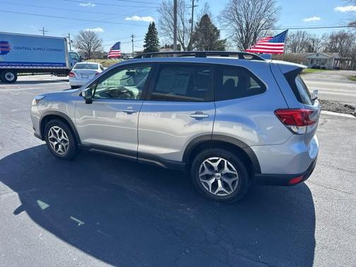 2022 Subaru Forester Premium