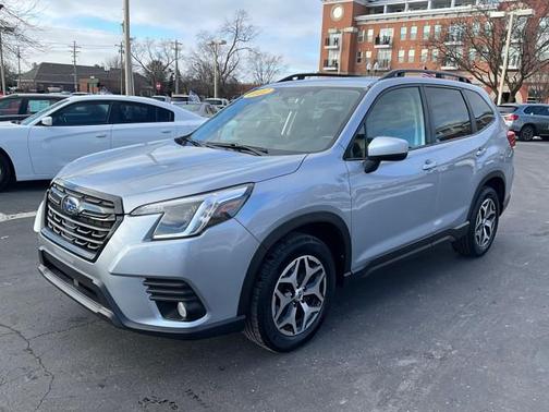 2022 Subaru Forester Premium
