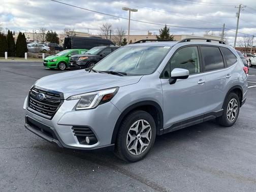 2022 Subaru Forester Premium