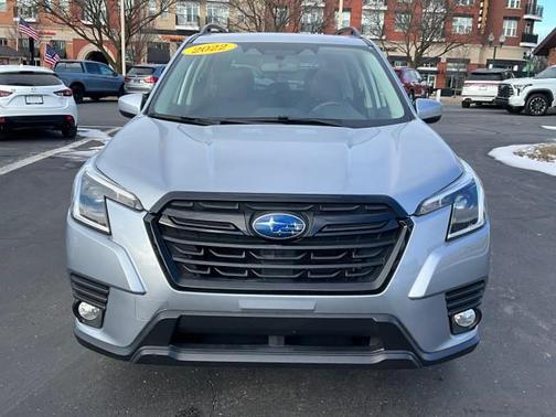 2022 Subaru Forester Premium