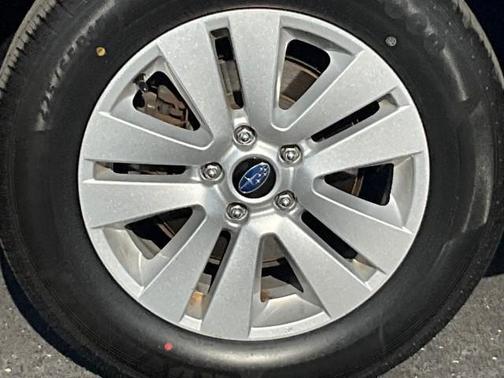 2019 Subaru Outback 2.5i