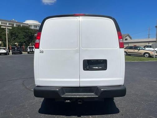 Summit White 2020 Chevrolet Express 3500 RWD 3500 Extended Wheelbase WT